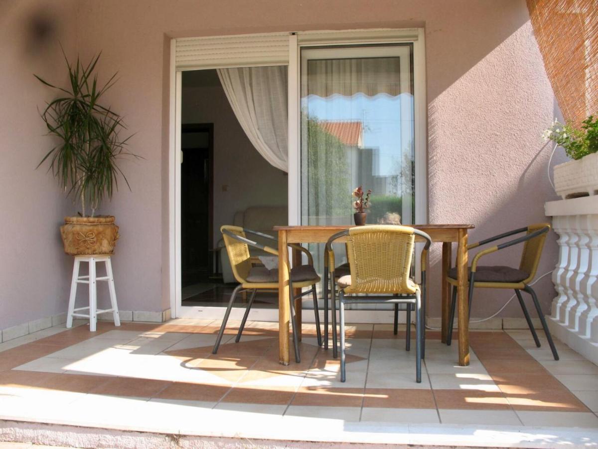 Zsa Zsa Holiday Home Srima Kültér fotó